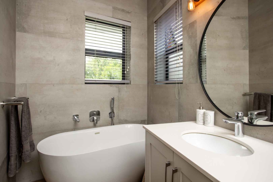 4 Bedroom Property for Sale in Val De Vie Estate Western Cape